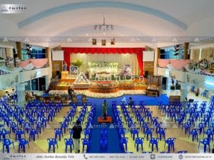 ดอกไม้งานศพแบบคริสต์ ดอกไม้หน้ารูป จัดงานศพคริสต์อลังการ