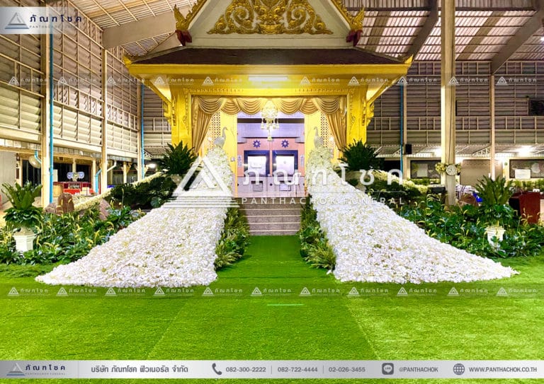 นกยูงหน้าเมรุ