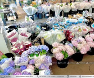 ดอกไม้หน้าศพสวยหรูแบบนกยูง บริการจัดดอกไม้ในงานศพรูปแบบพิเศษ หรูหราอลังการ 56 ดอกไม้หน้าศพสวยหรูแบบนกยูง